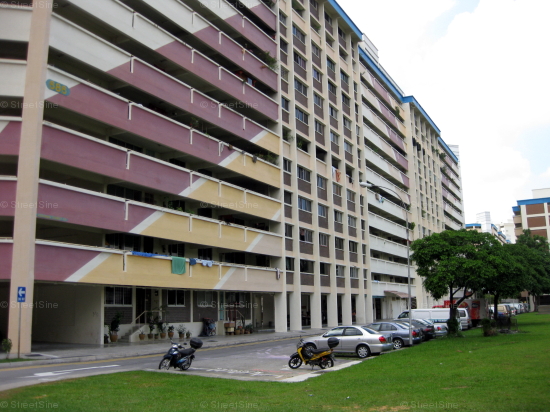Blk 686 Hougang Street 61 (S)530686 #239752